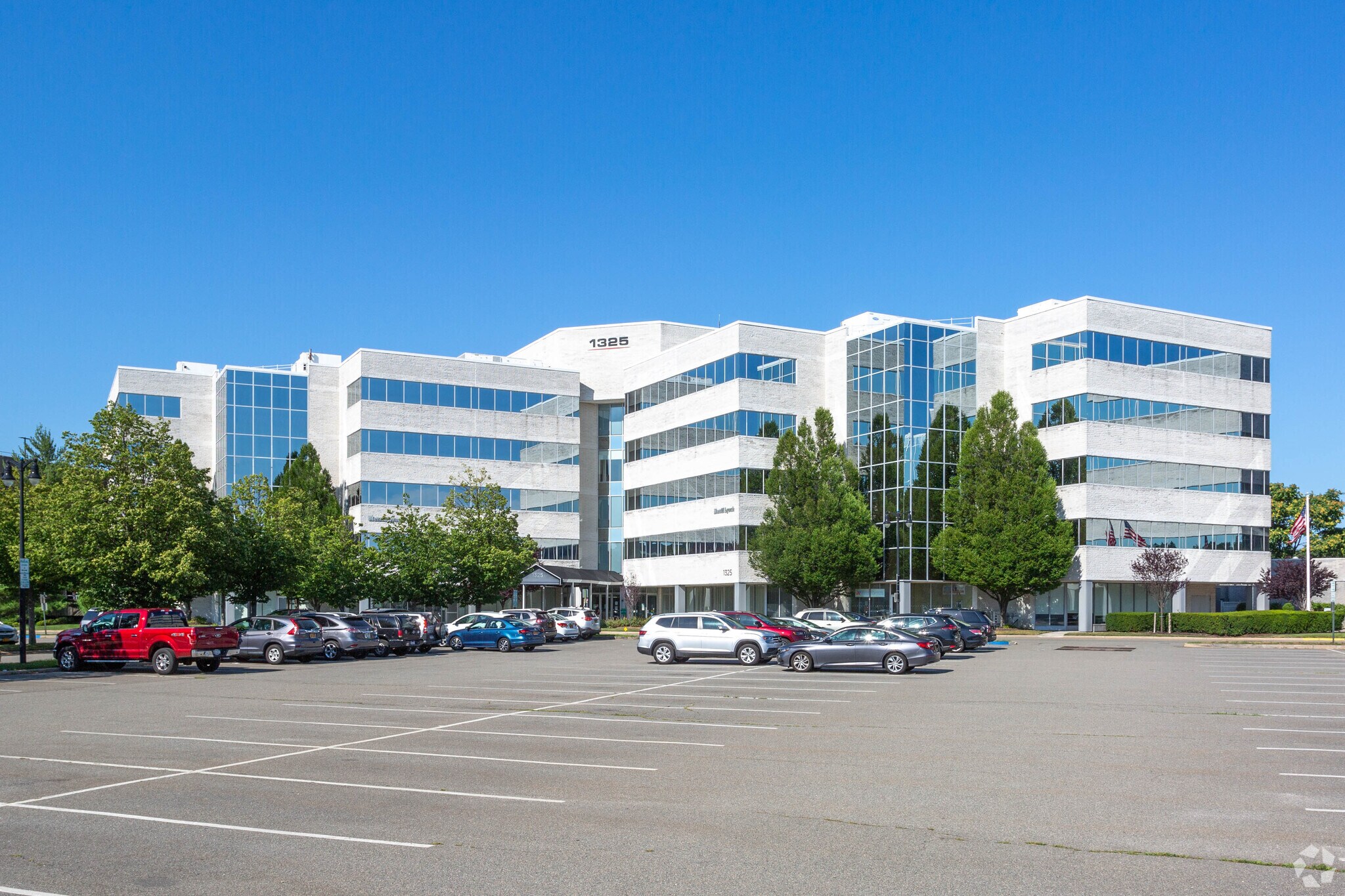 1325 Franklin Ave Garden City, NY 11530 Office Property for Lease on