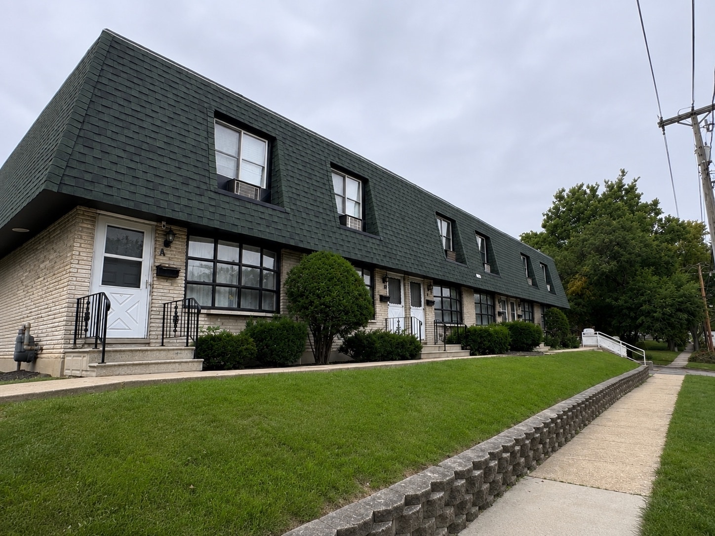 101 Nicholson St, Joliet, IL for Sale