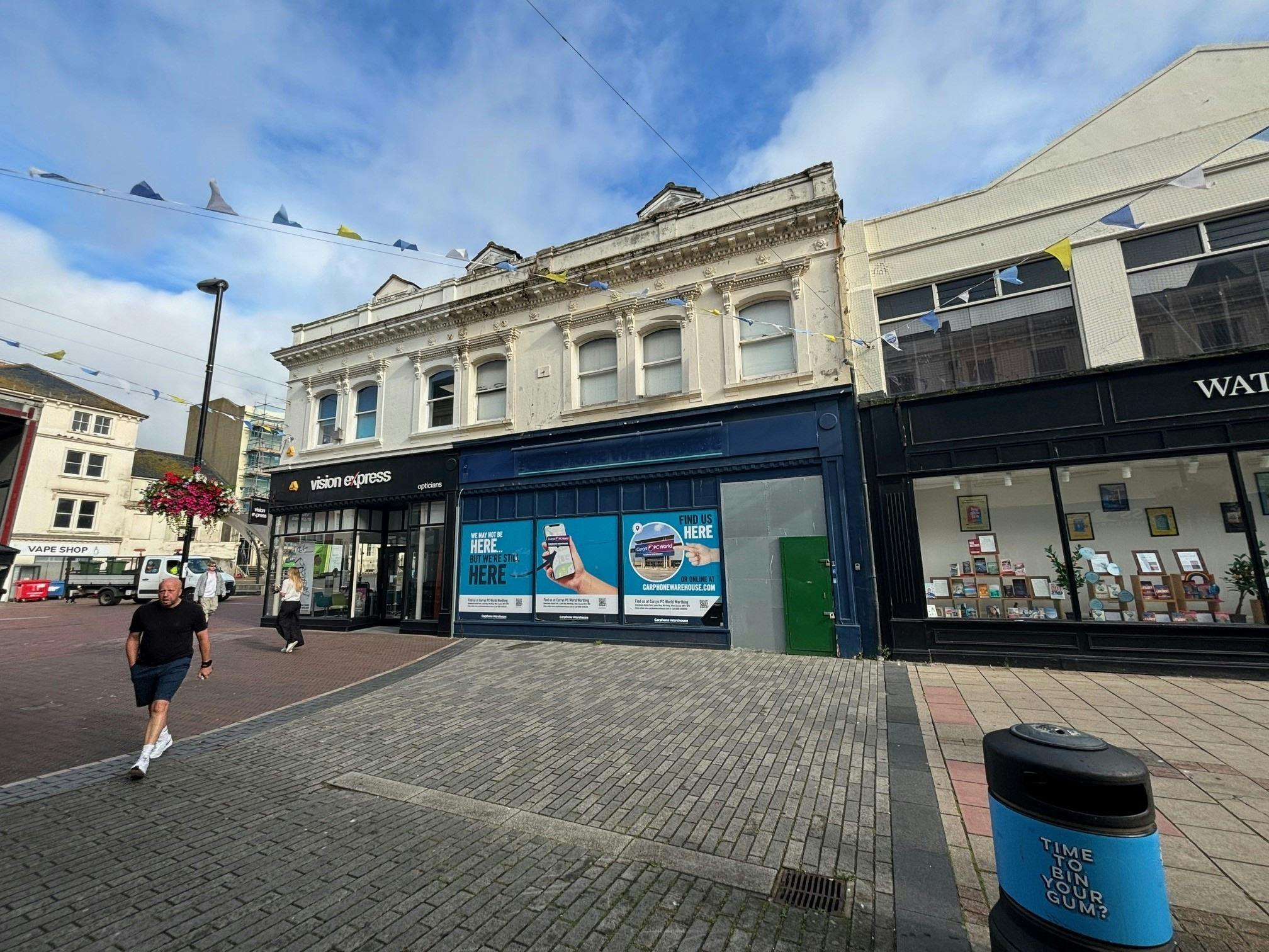 30 Montague St, Worthing, WSX for Rent