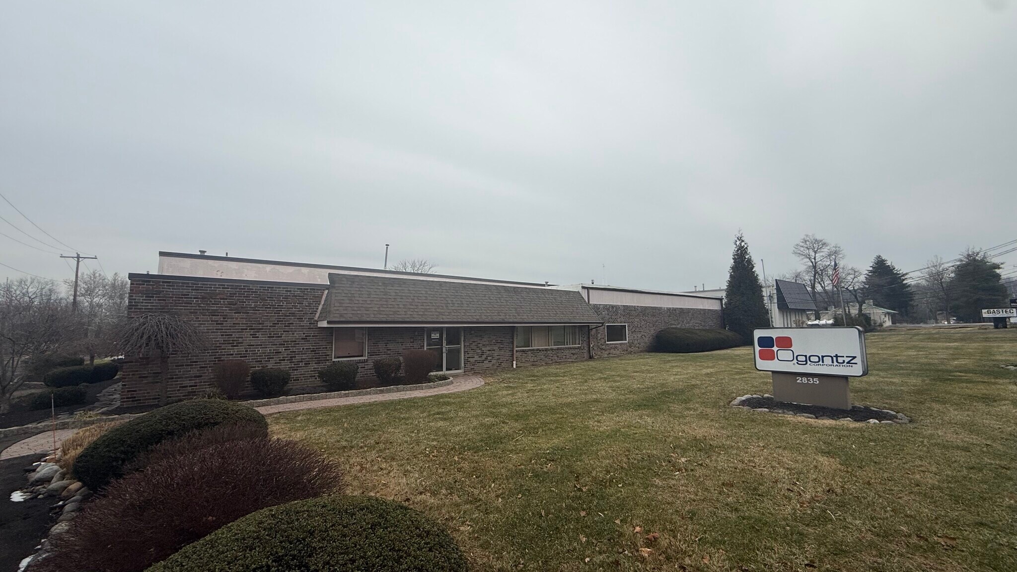 2835 Terwood Rd, Willow Grove, PA for Rent