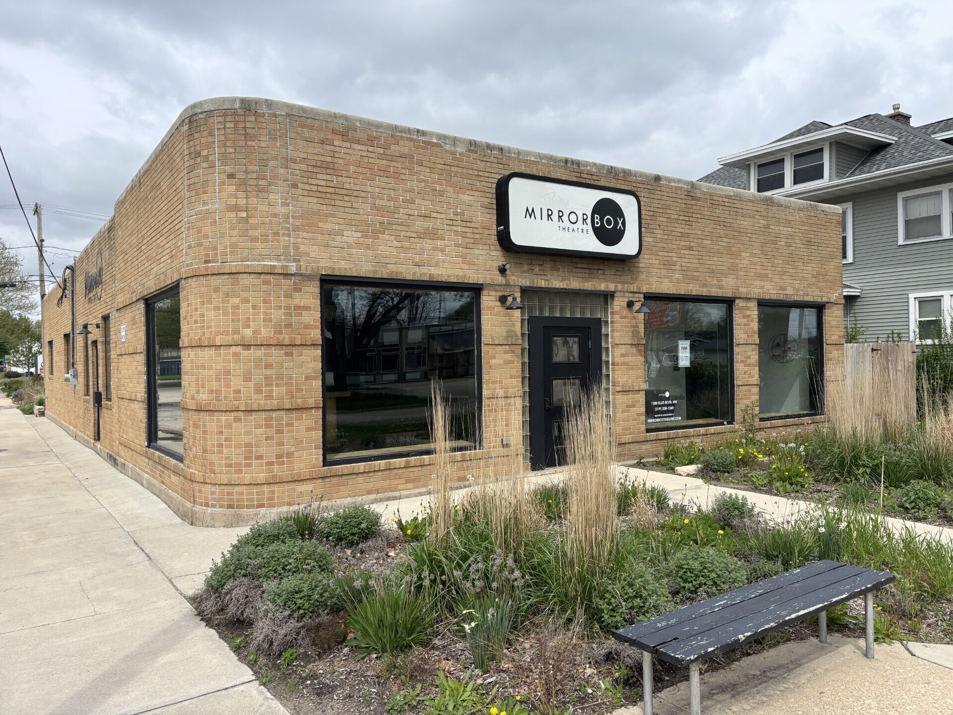 1200 Ellis Blvd NW, Cedar Rapids, IA for Rent