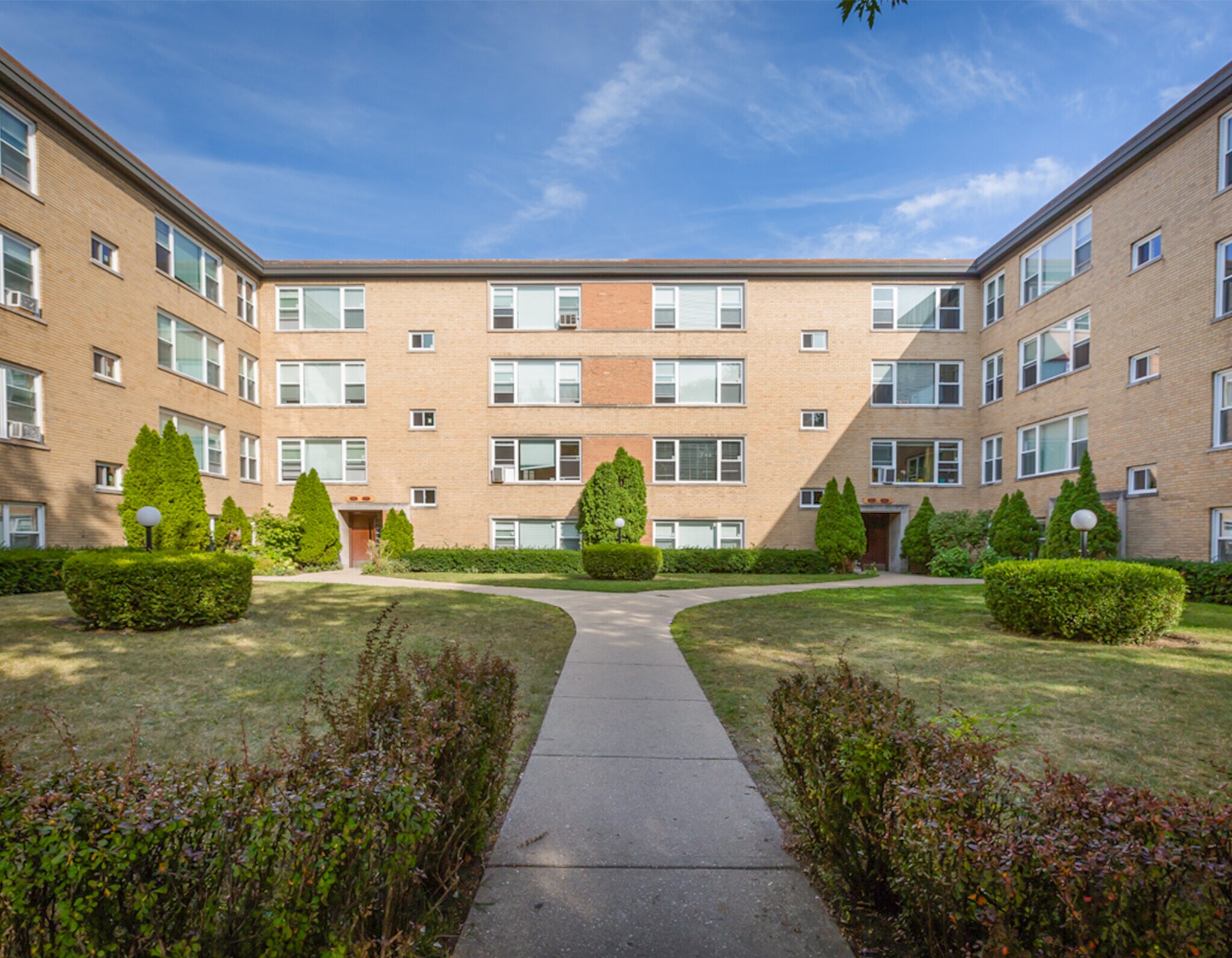 7545 N Bell Ave, Chicago, IL for Sale