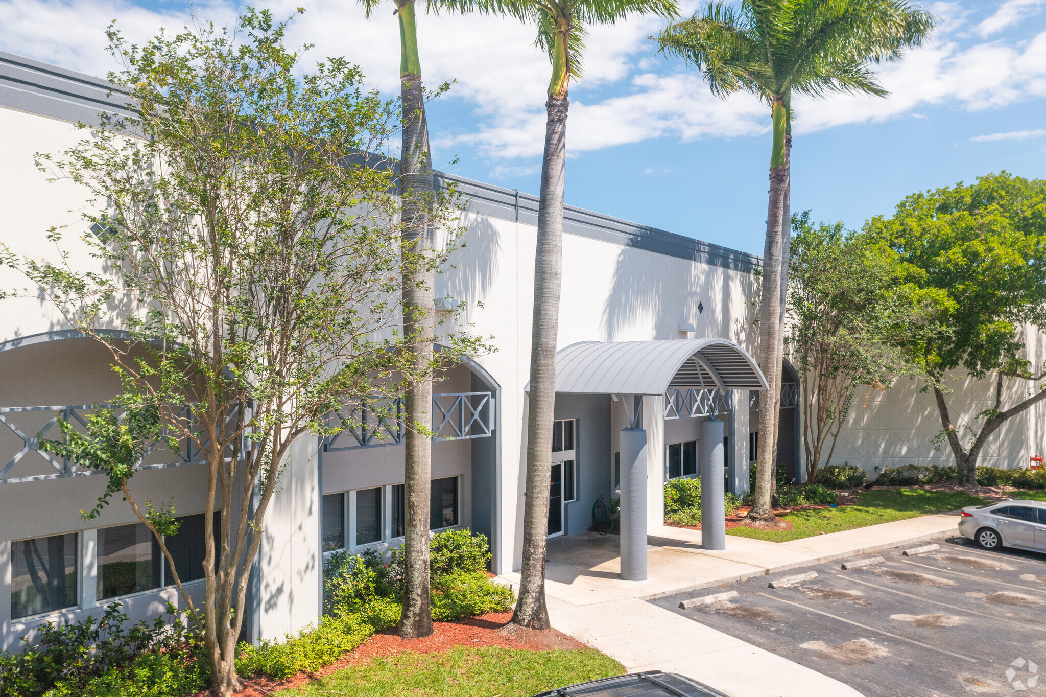 800-900 International Pky, Sunrise, FL for Rent