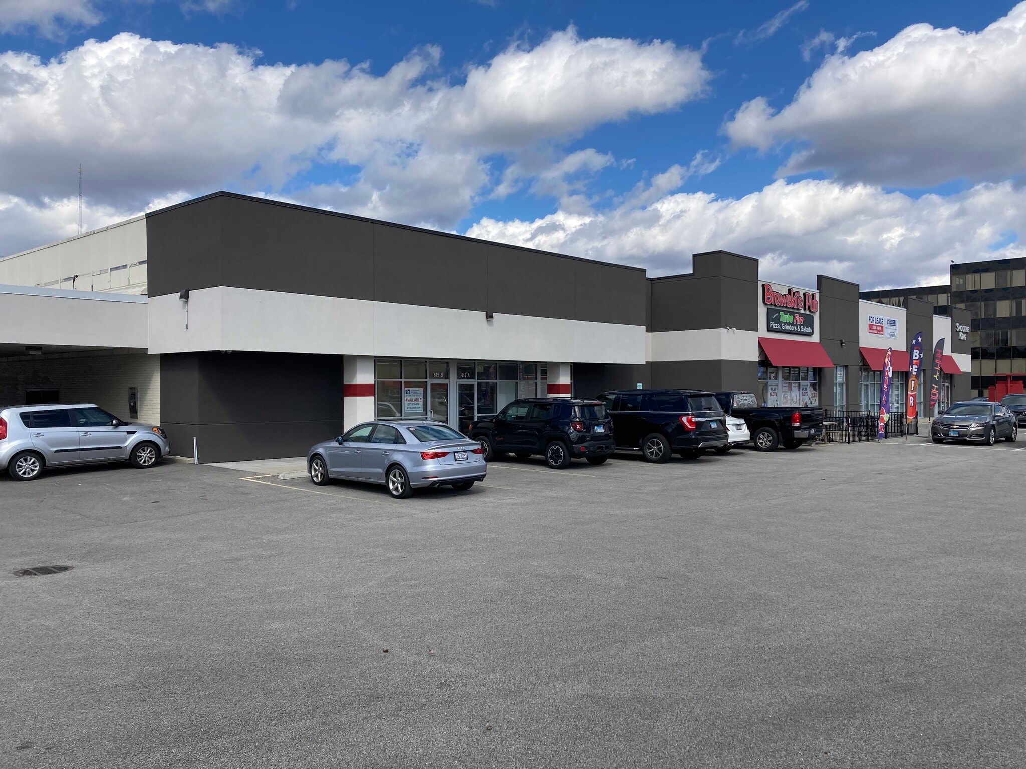 615 W Jefferson St, Springfield, IL for Rent