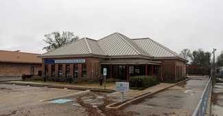 Chalmette, LA Bank - 1000 E Judge Perez Dr