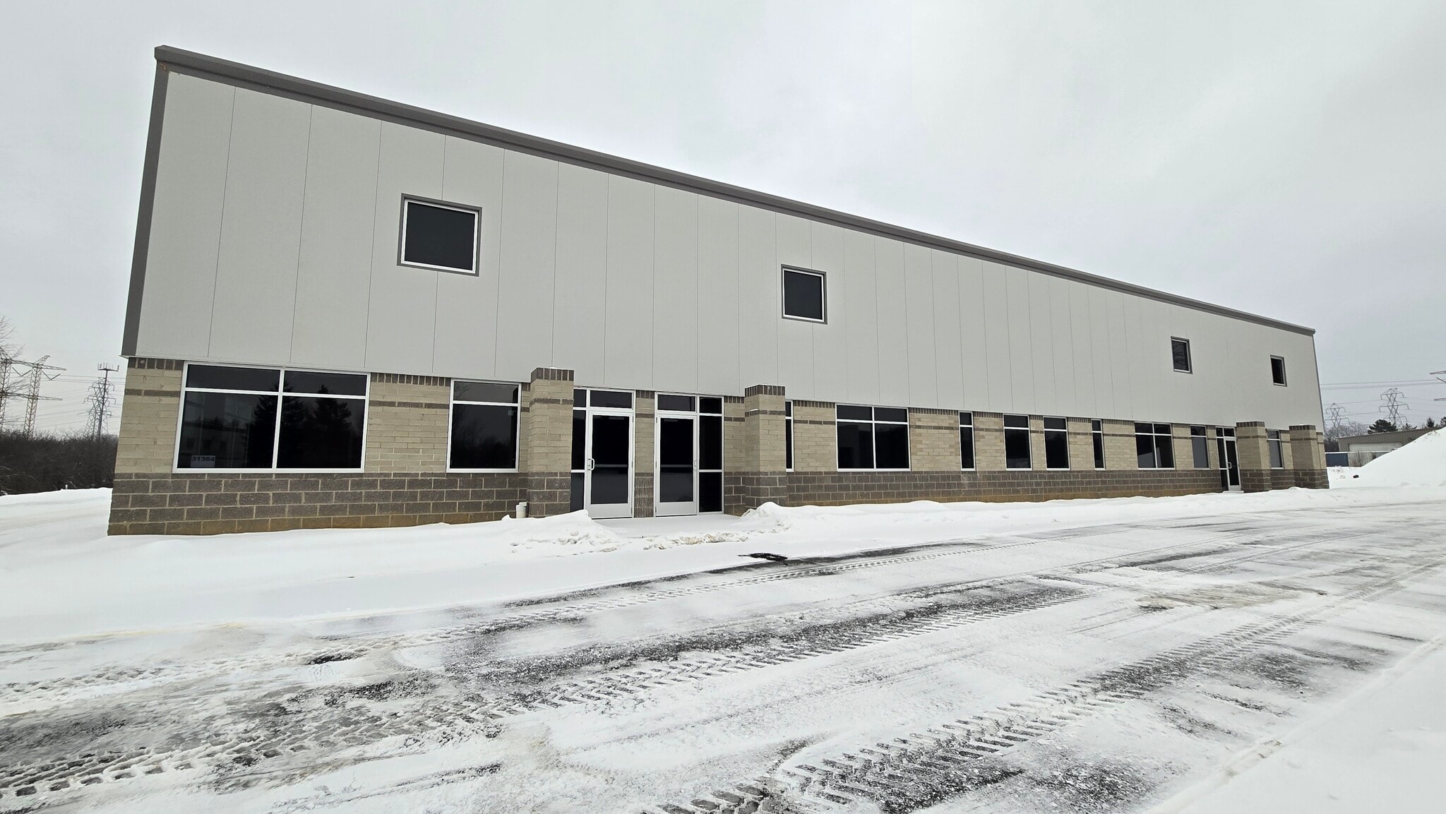 31364 Industrial Pkwy, North Olmsted, OH for Rent