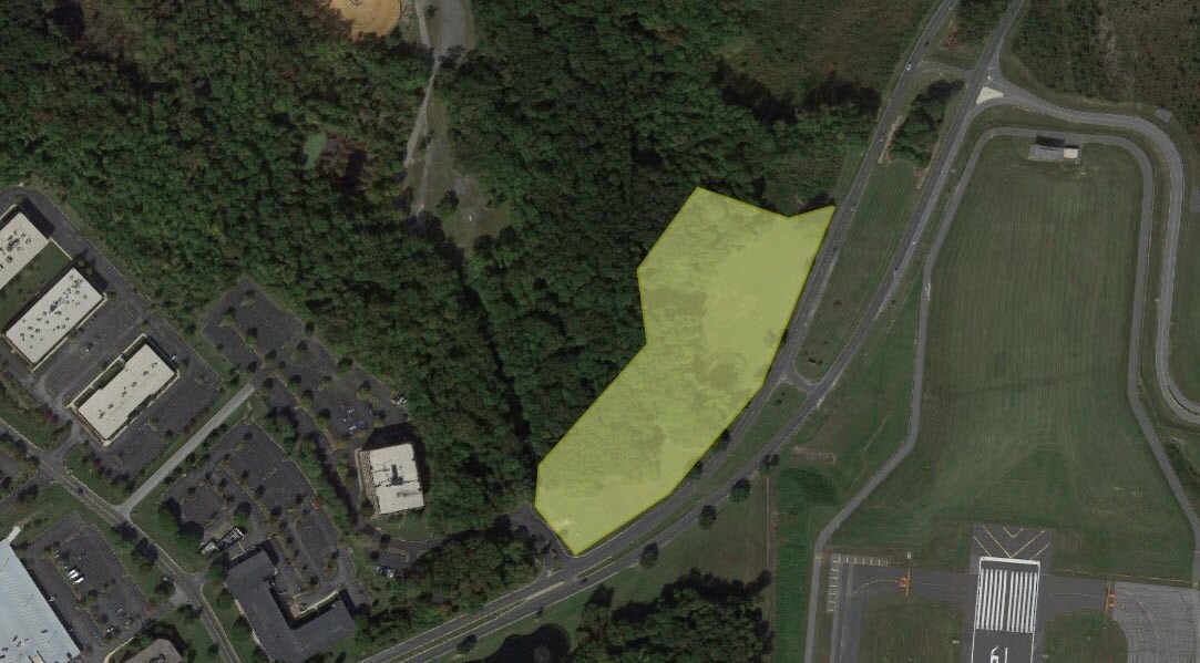 Commons Blvd, New Castle, DE for Rent