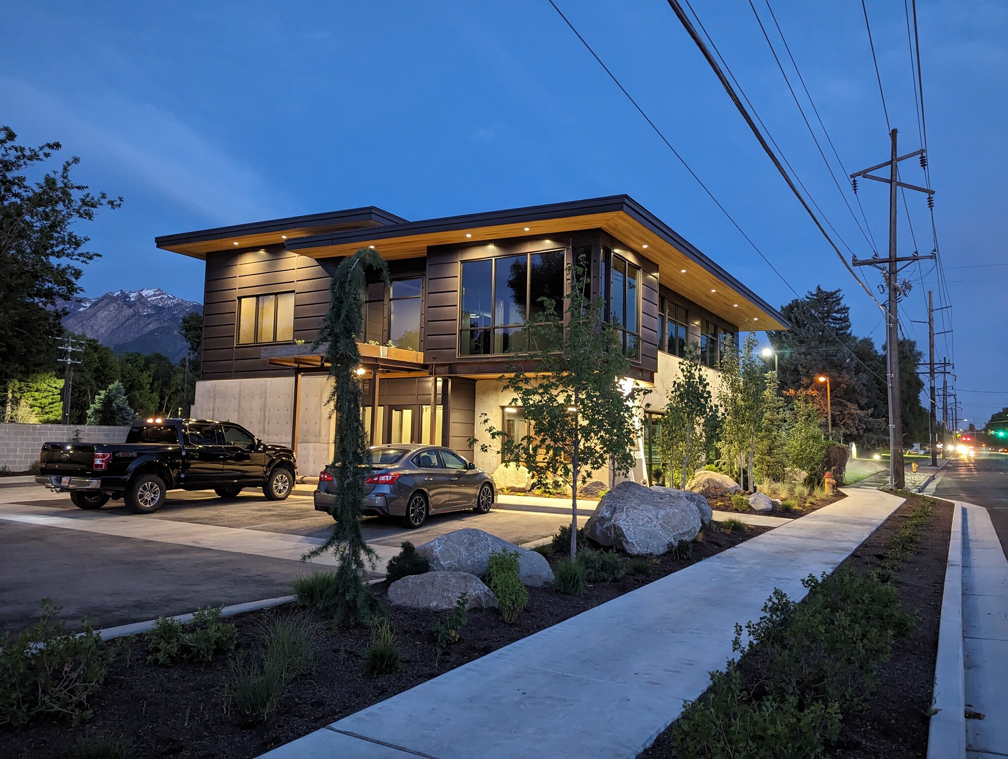 5305 S Highland Dr, Holladay, UT for Rent