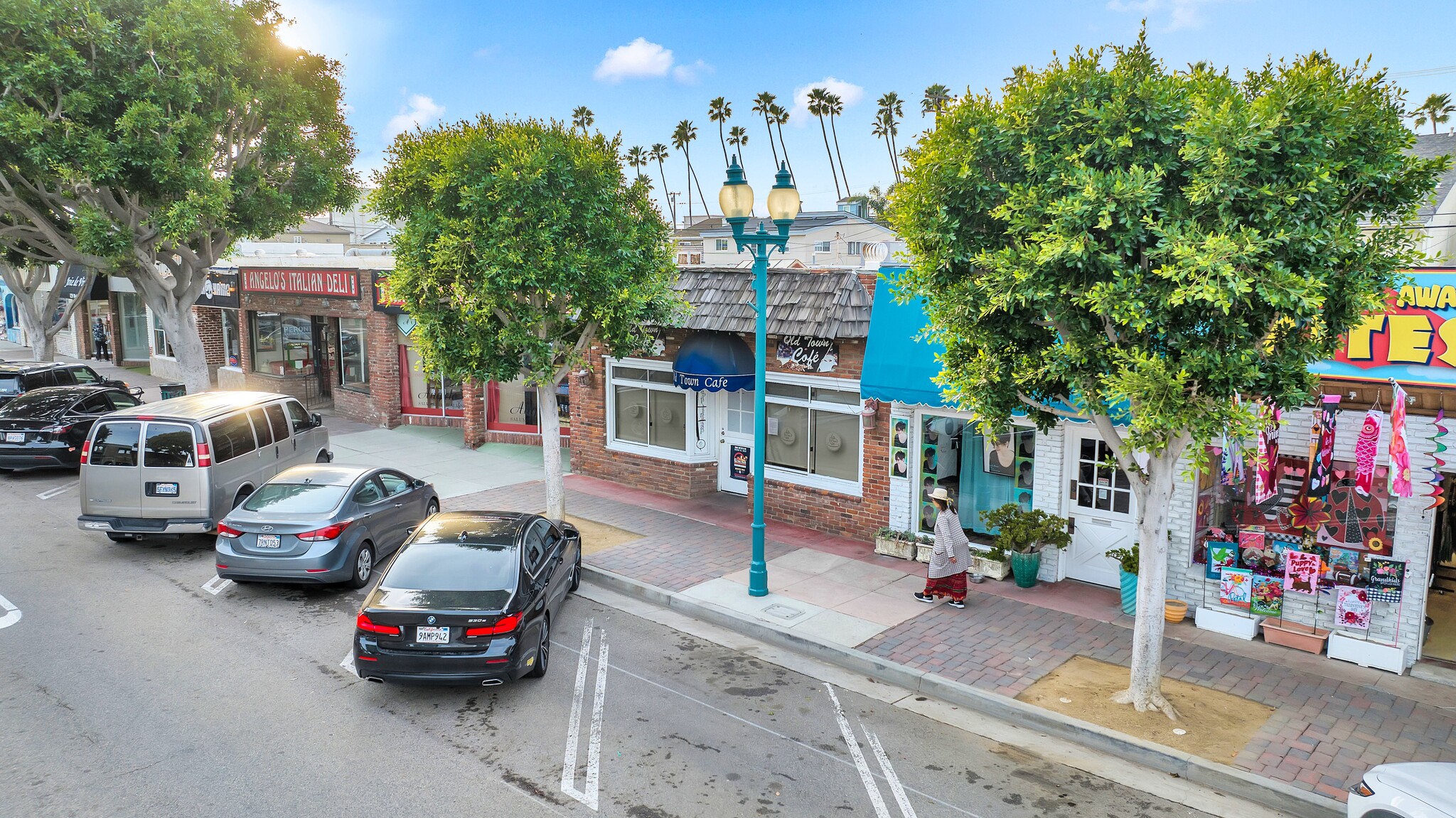 137 Main St, Seal Beach, CA for Rent