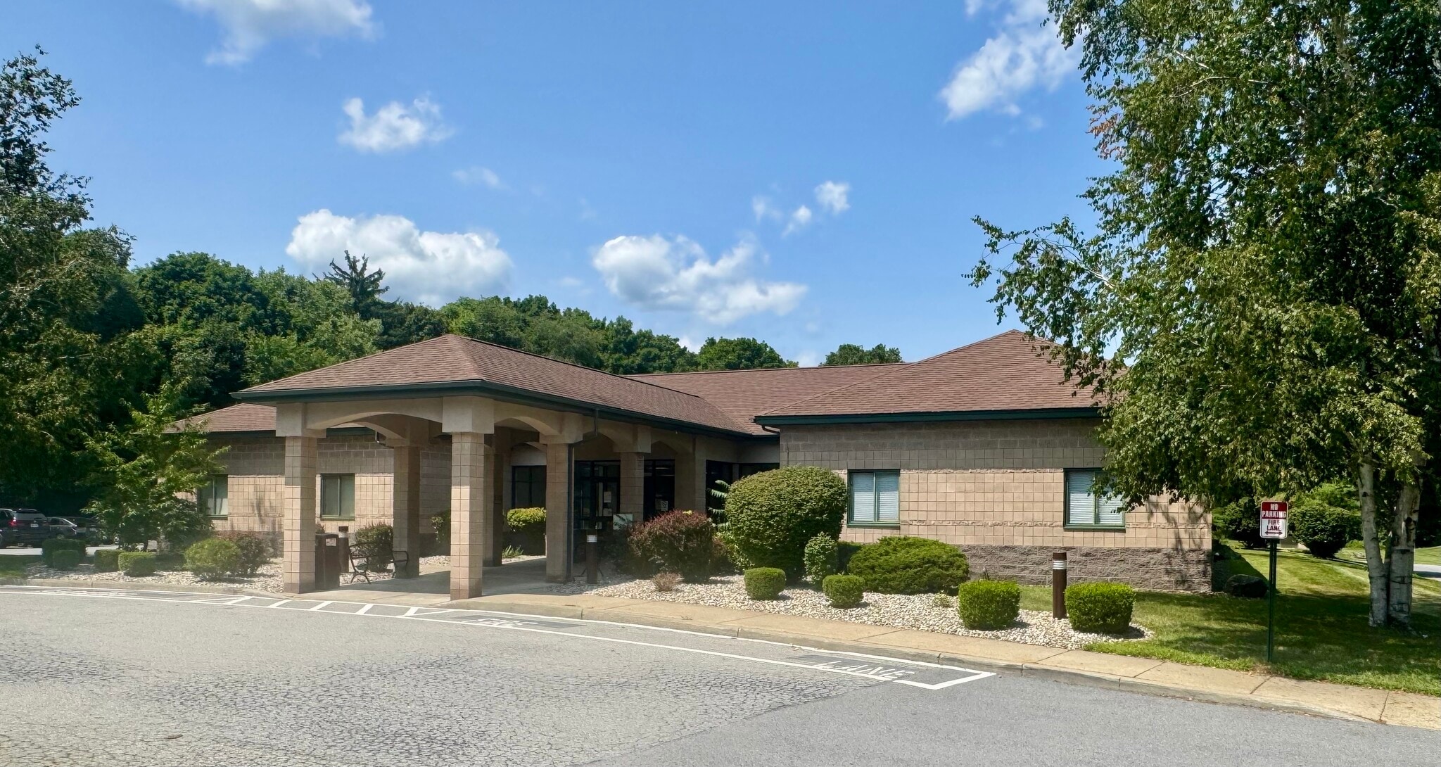 11 Crum Elbow Rd, Hyde Park, NY for Rent