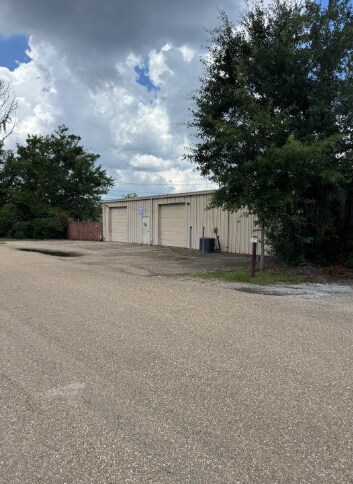 1500 Collins Blvd, Covington, LA for Sale