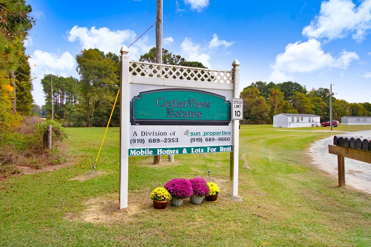 117 Preston Ln Newton Grove, NC 28366 Land Property for Lease on