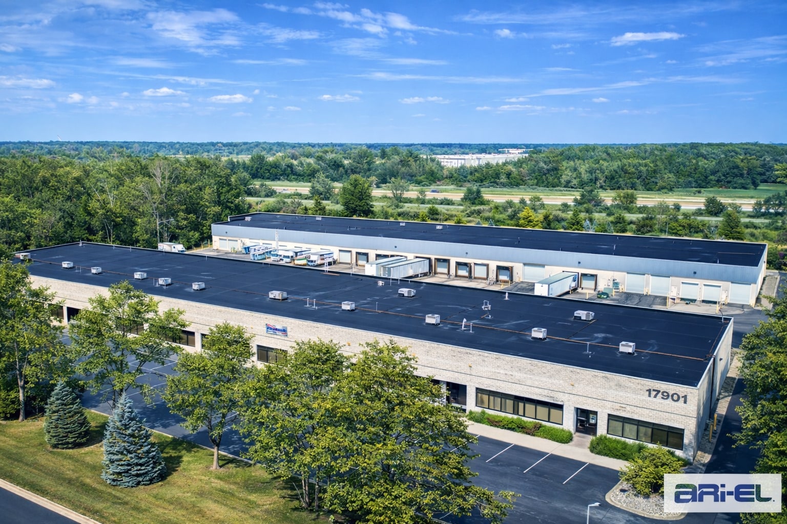 17901 Woodland Dr, New Boston, MI for Rent