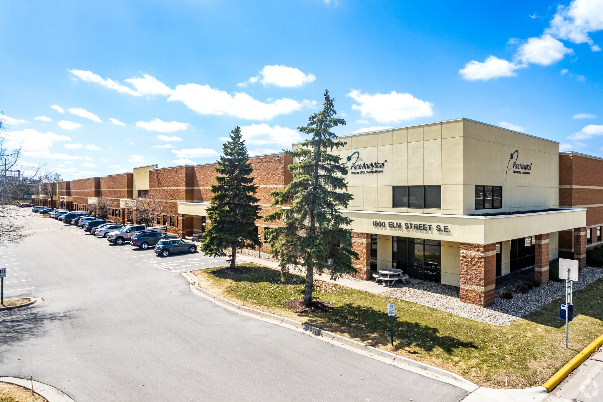 1800-1860 Elm St SE, Minneapolis, MN for Rent