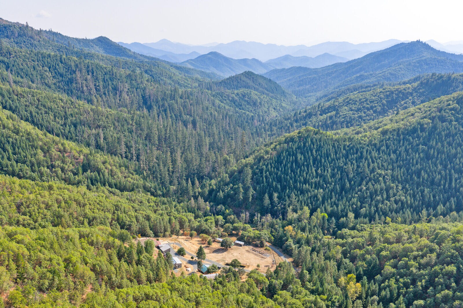 4220 Wards Creek Rd, Rogue River, OR for Sale