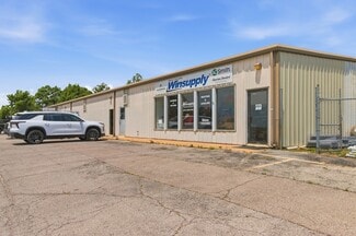 West Plains, MO Retail - 1015 Preacher Roe Blvd West Plains, MO Retail - 1015 Preacher Roe Blvd