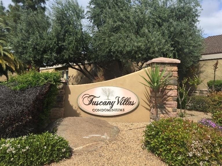 7166 N Fruit Ave, Fresno, CA for Sale
