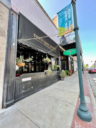 305 S Main St  