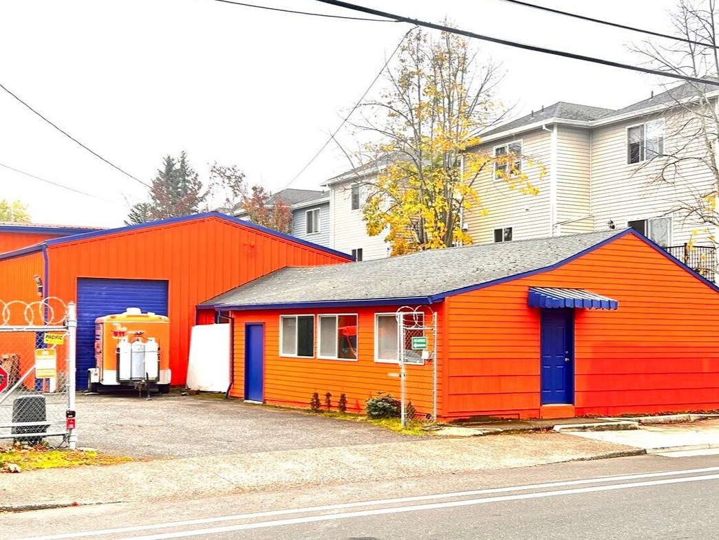 13500 SE Division St, Portland, OR for Rent