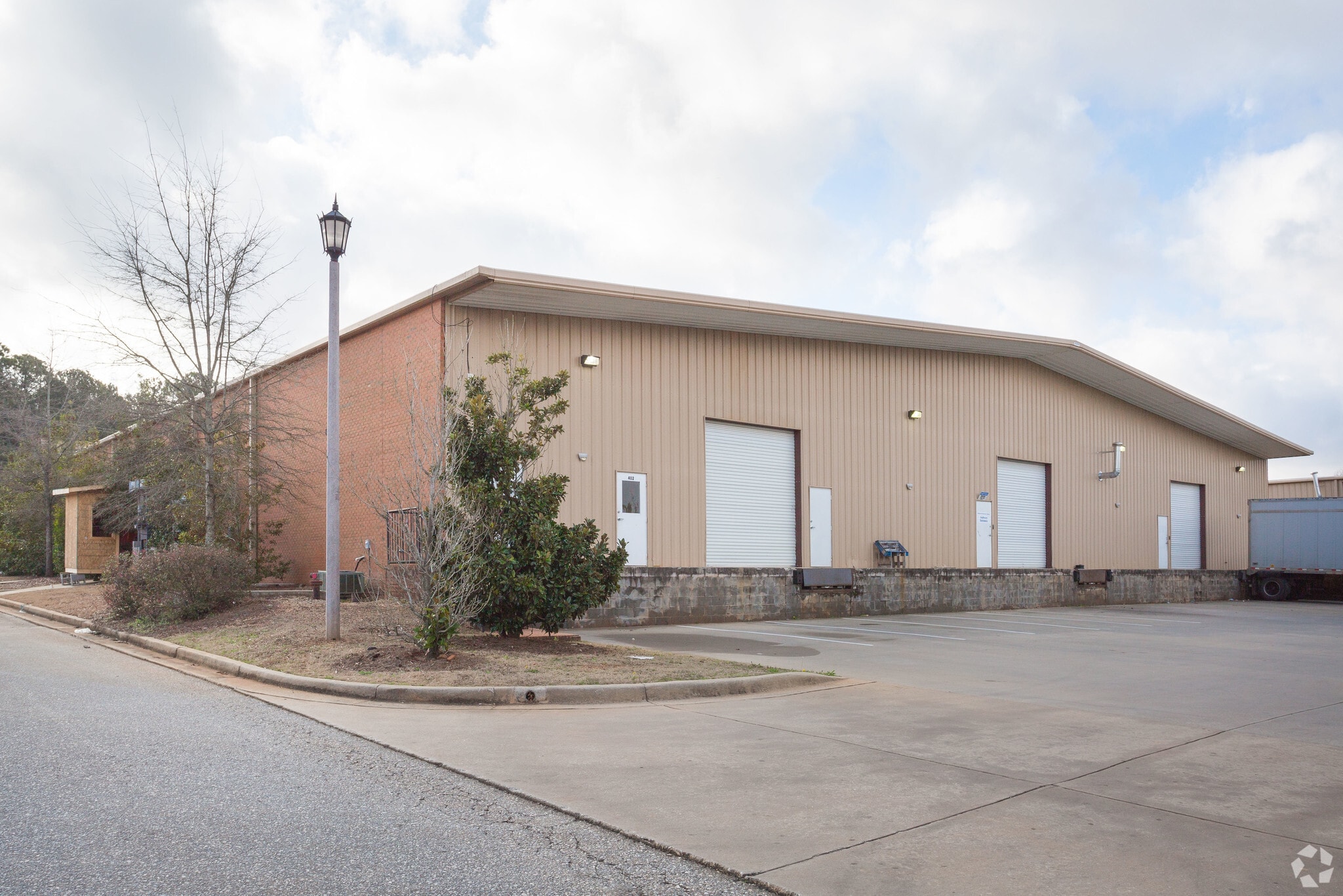 1667 Shug Jordan Pky, Auburn, AL for Rent