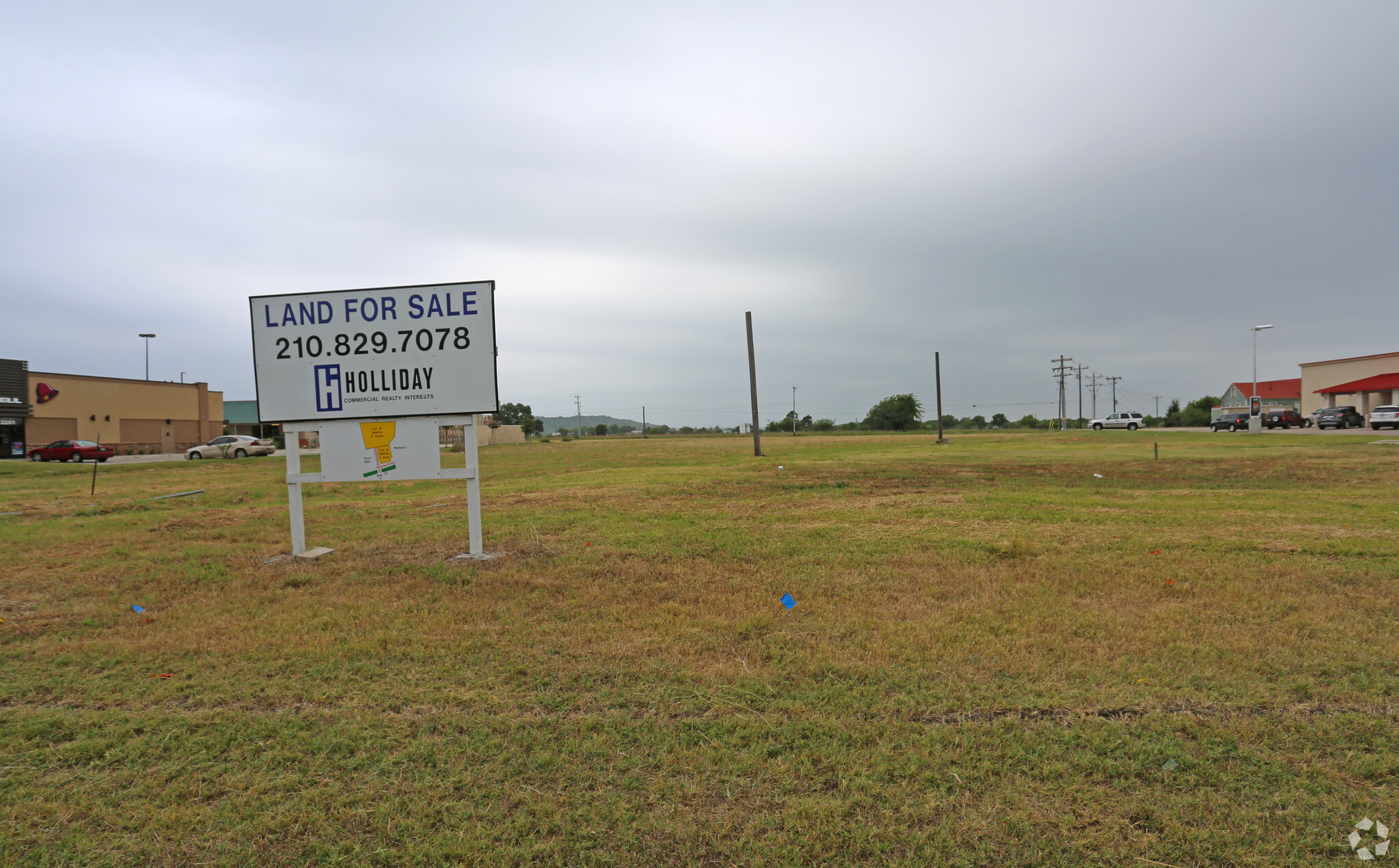 2171 W Travis St, La Grange, TX for Sale