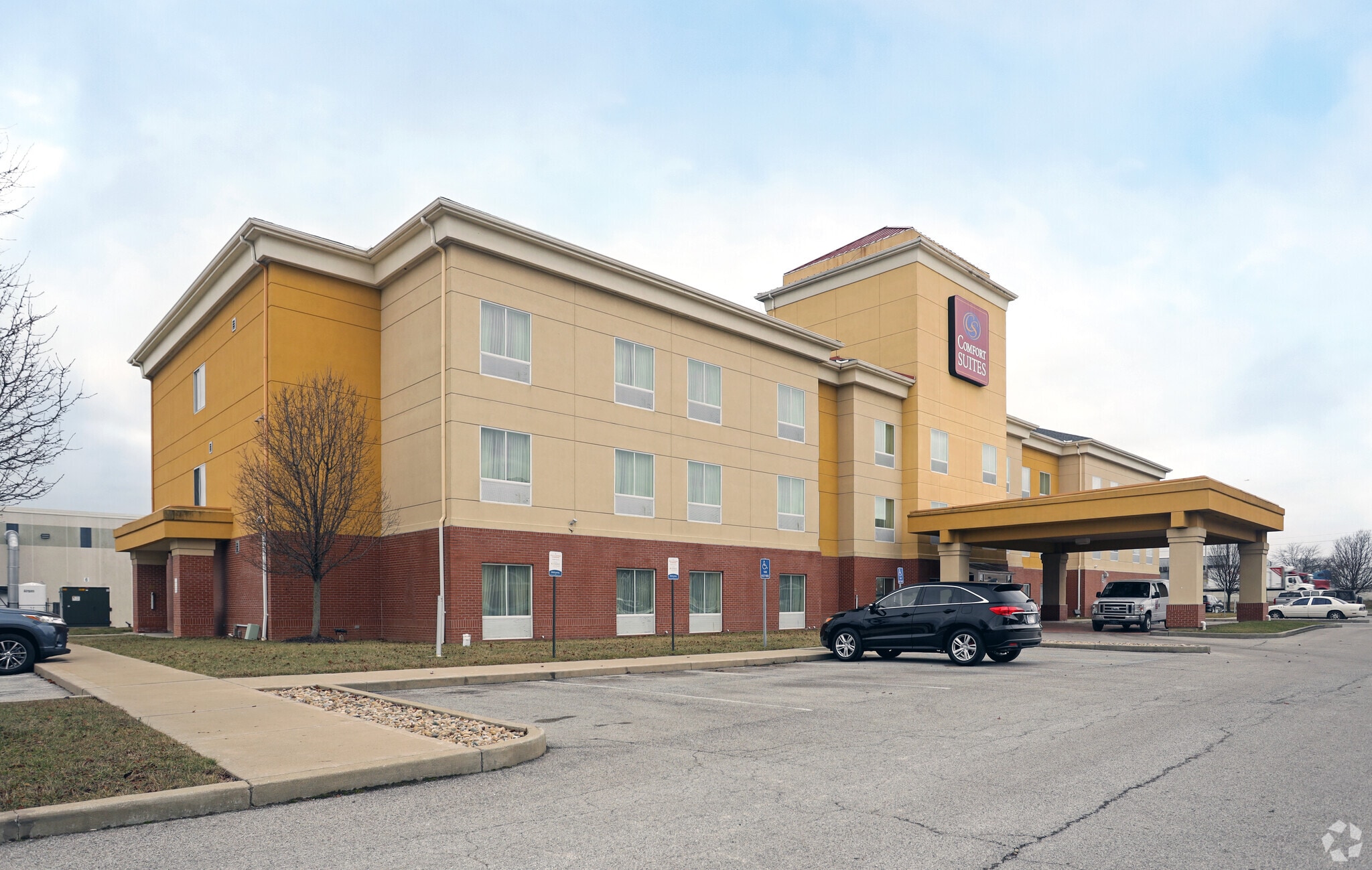 2750 Fortune Cir W, Indianapolis, IN for Sale
