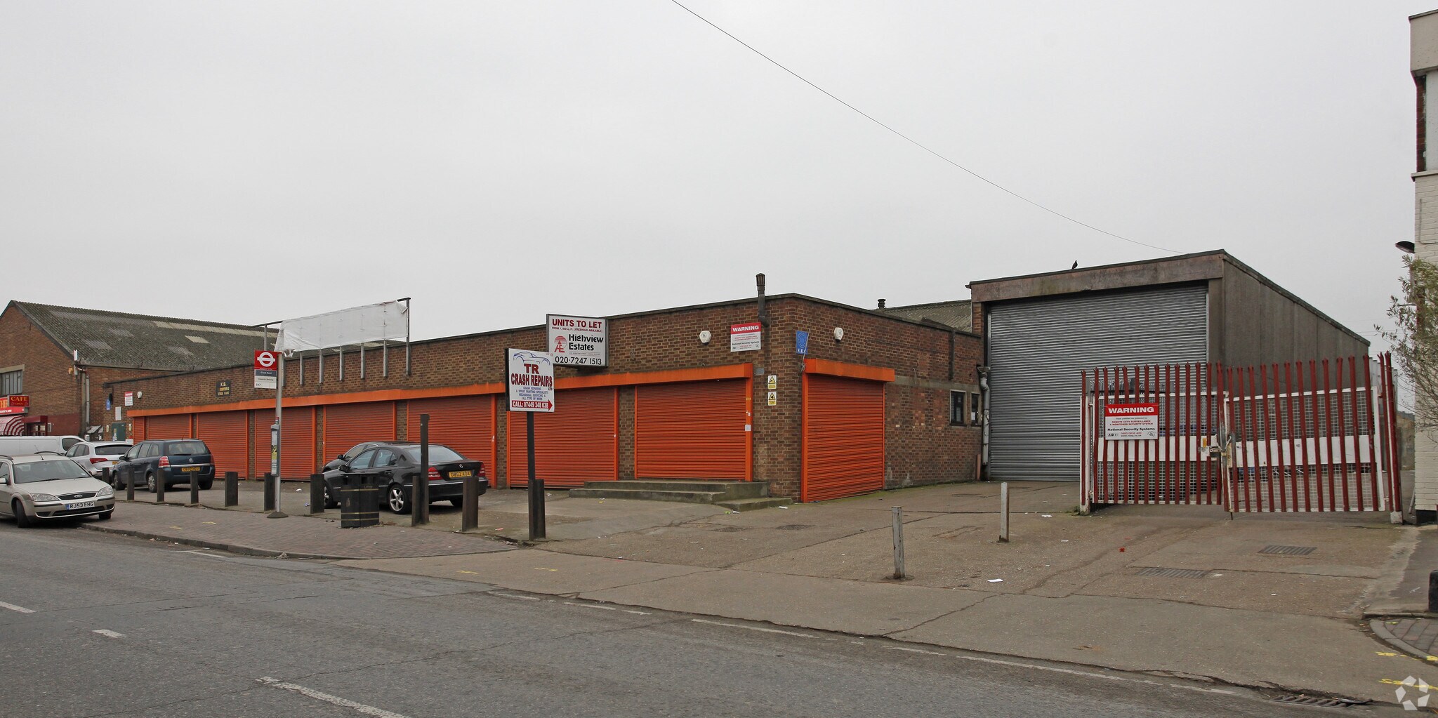 10 Thames Rd, Barking, LND for Rent