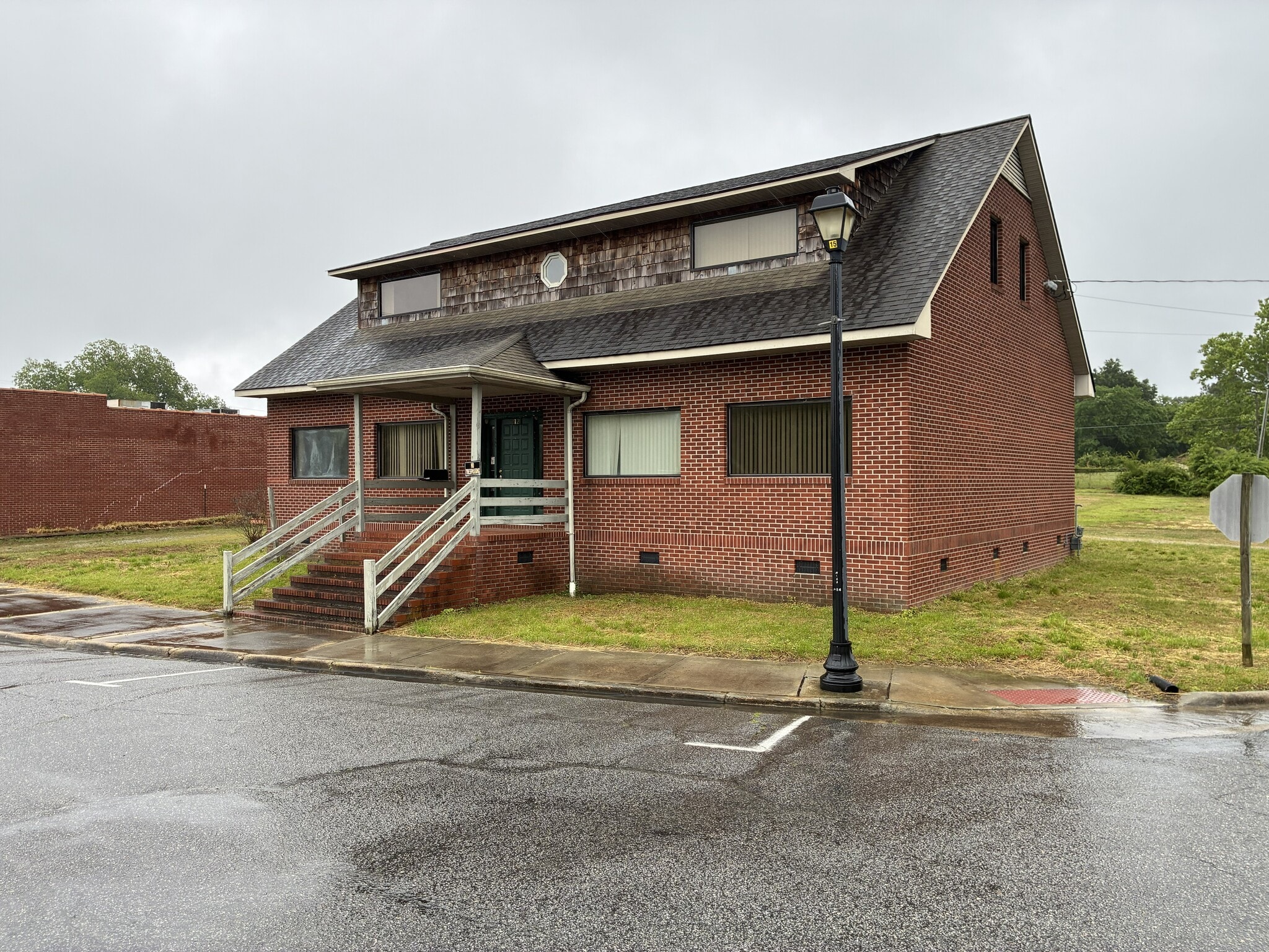 212 W Water St, Plymouth, NC for Rent