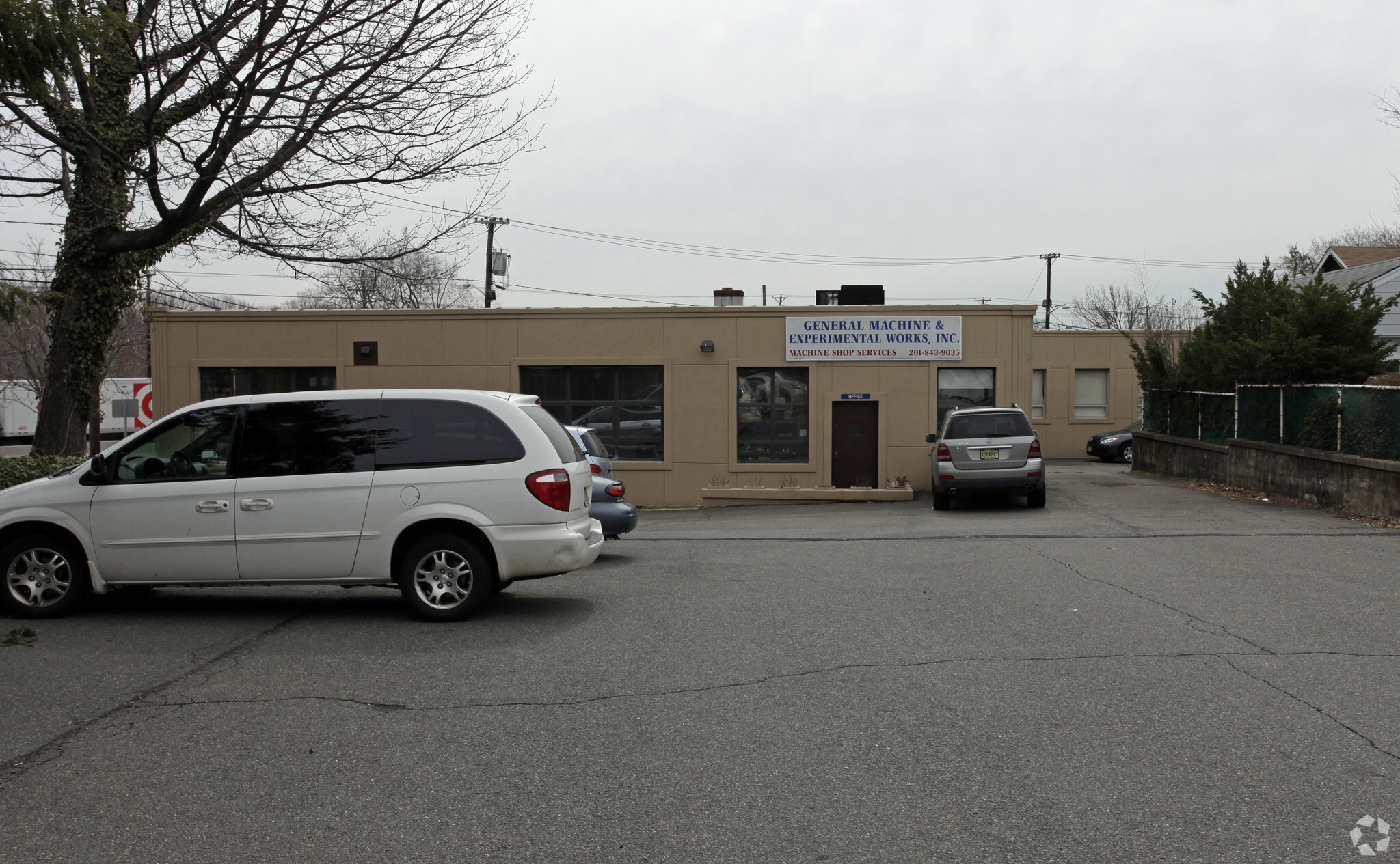 117-121 Gertrude Ave, Paramus, NJ for Rent