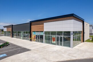 Beauharnois, QC Retail - 400 rue Edmour-Daoust