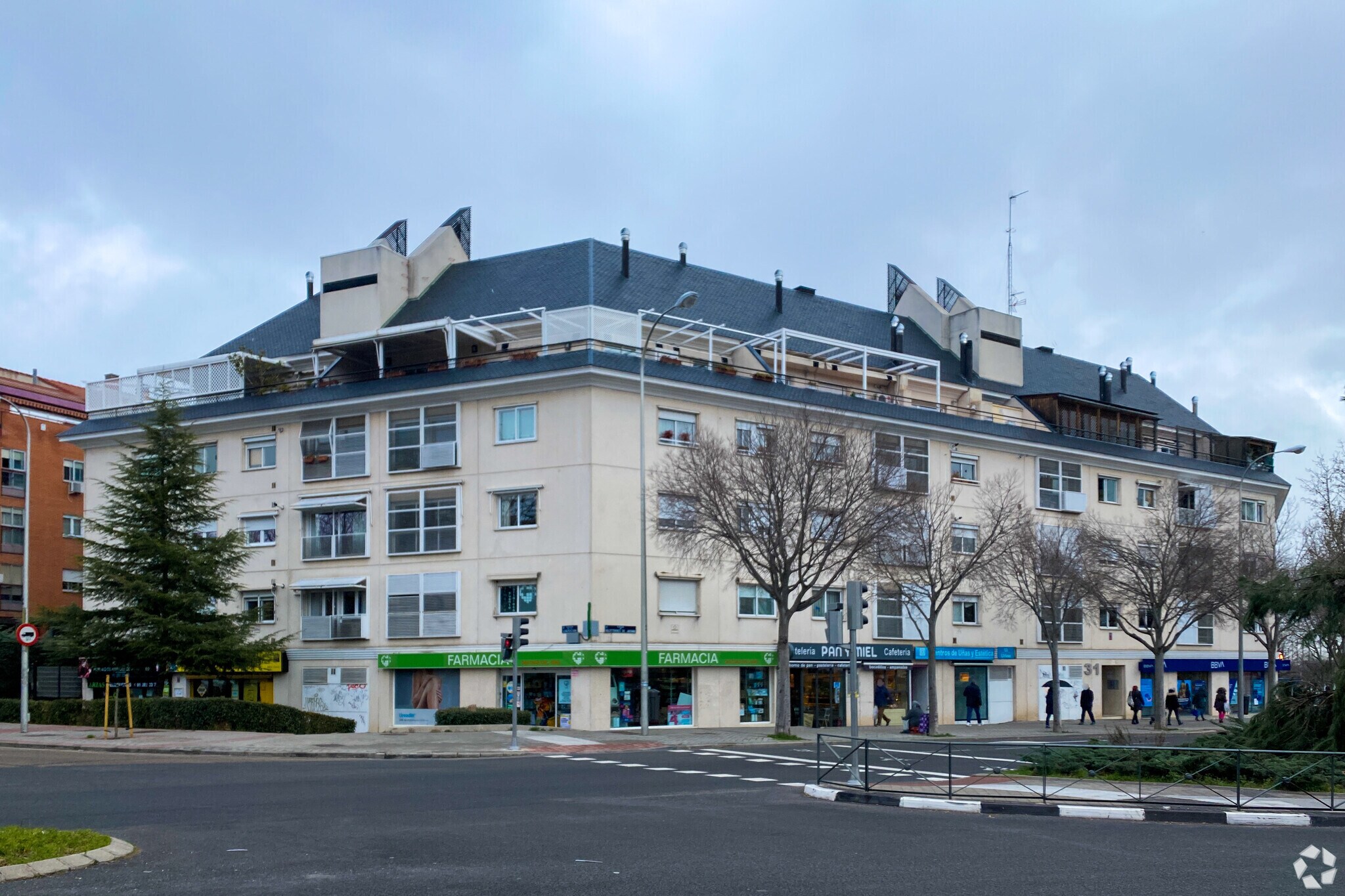 31 Calle de Valdetorres de Jarama, Madrid, MAD for Rent