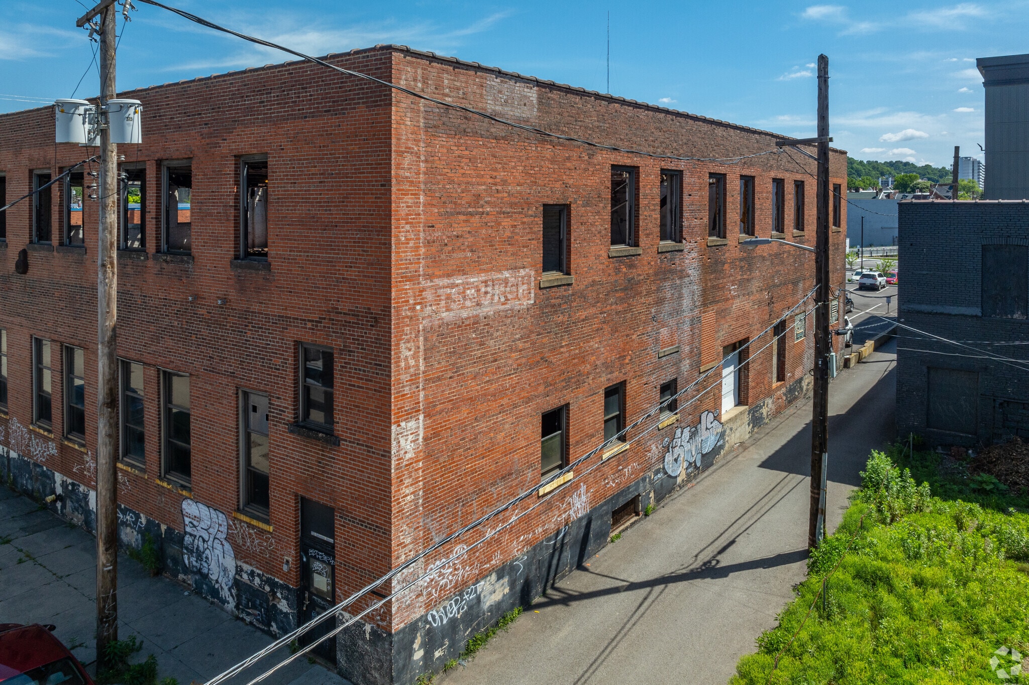 1112 Galveston Ave, Pittsburgh, PA for Sale