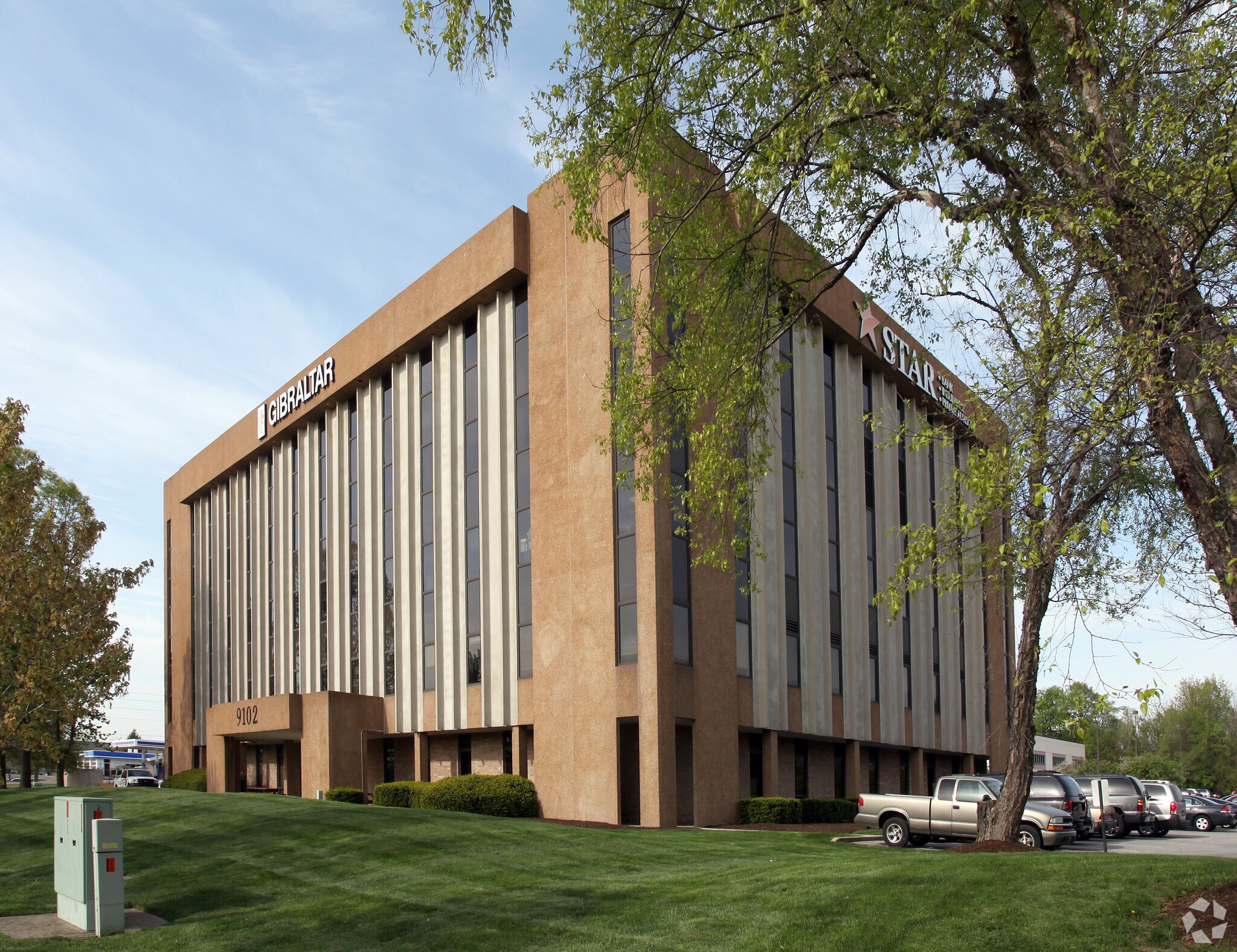 9302 N Meridian St, Indianapolis, IN for Rent