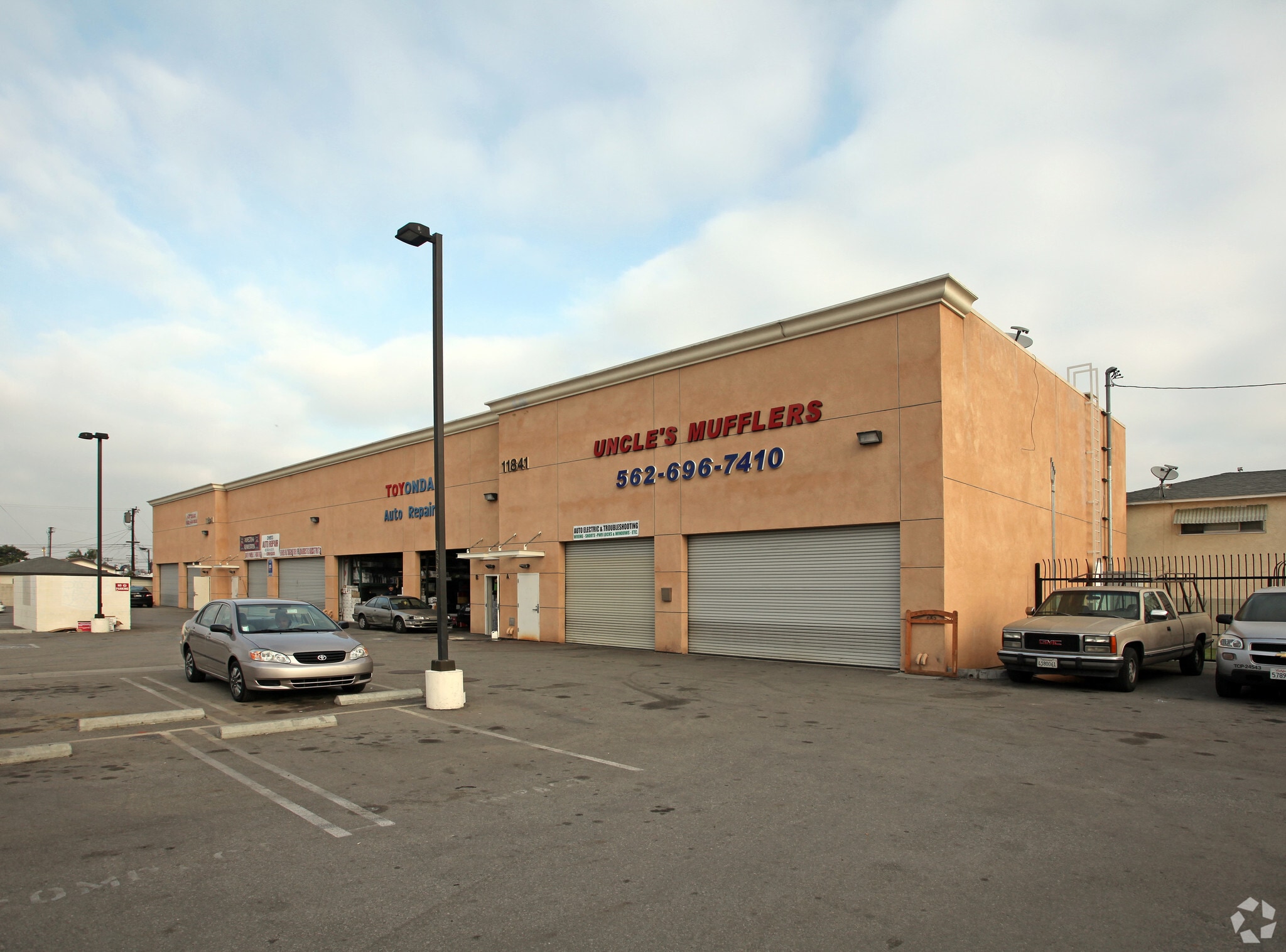 11841 Washington Blvd, Whittier, CA for Rent