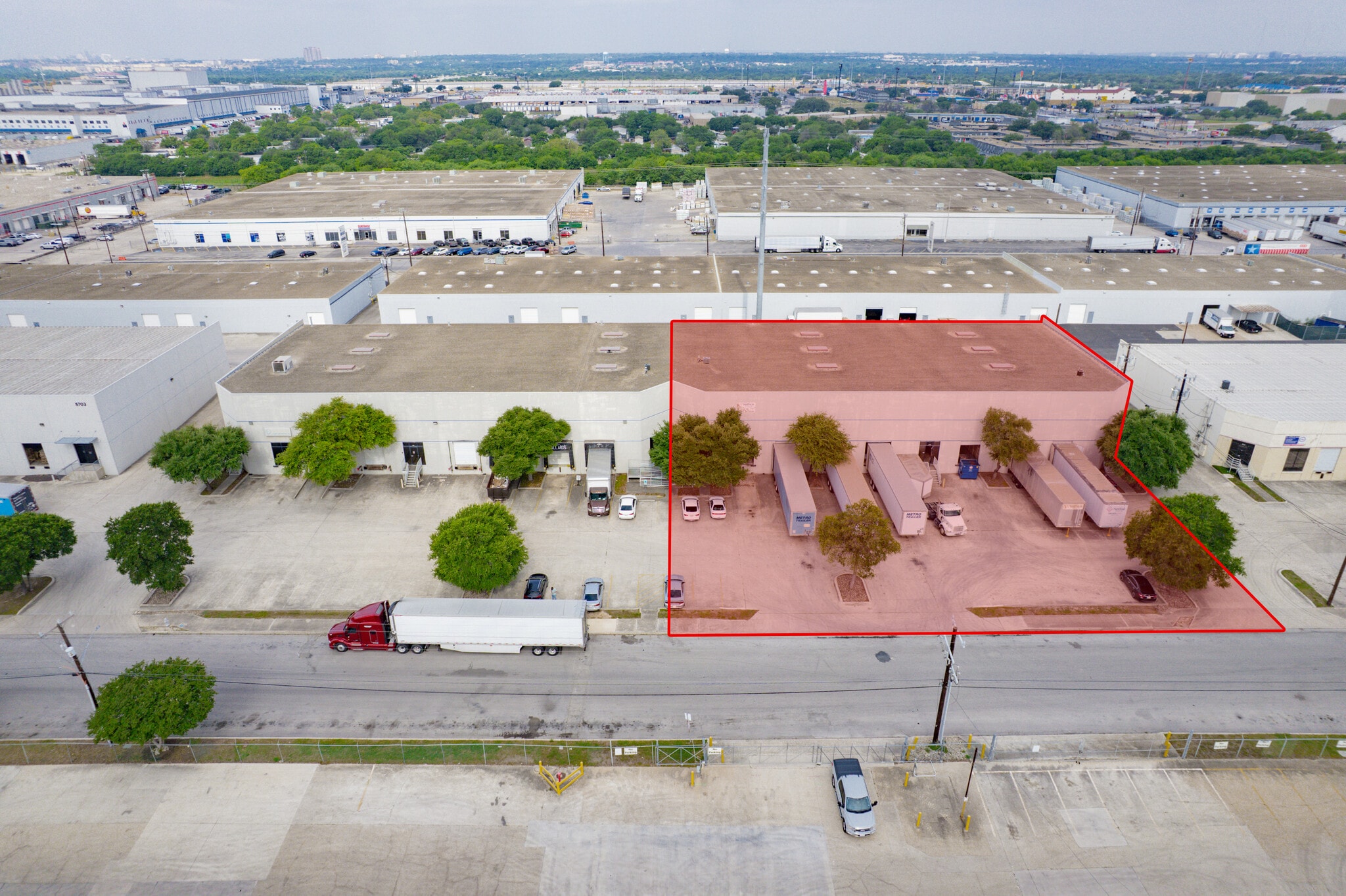 5813 Distribution, San Antonio, TX for Rent