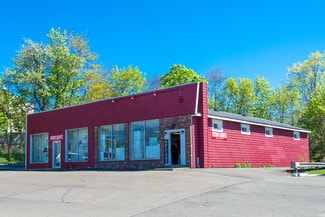 Branford, CT Storefront Retail/Office - 635 W Main St