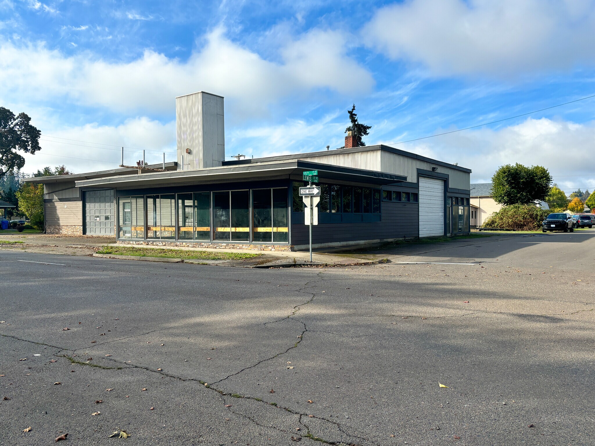1515 13th St SE, Salem, OR for Rent