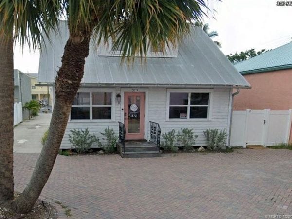313 SW Albany Ave, Stuart, FL for Sale