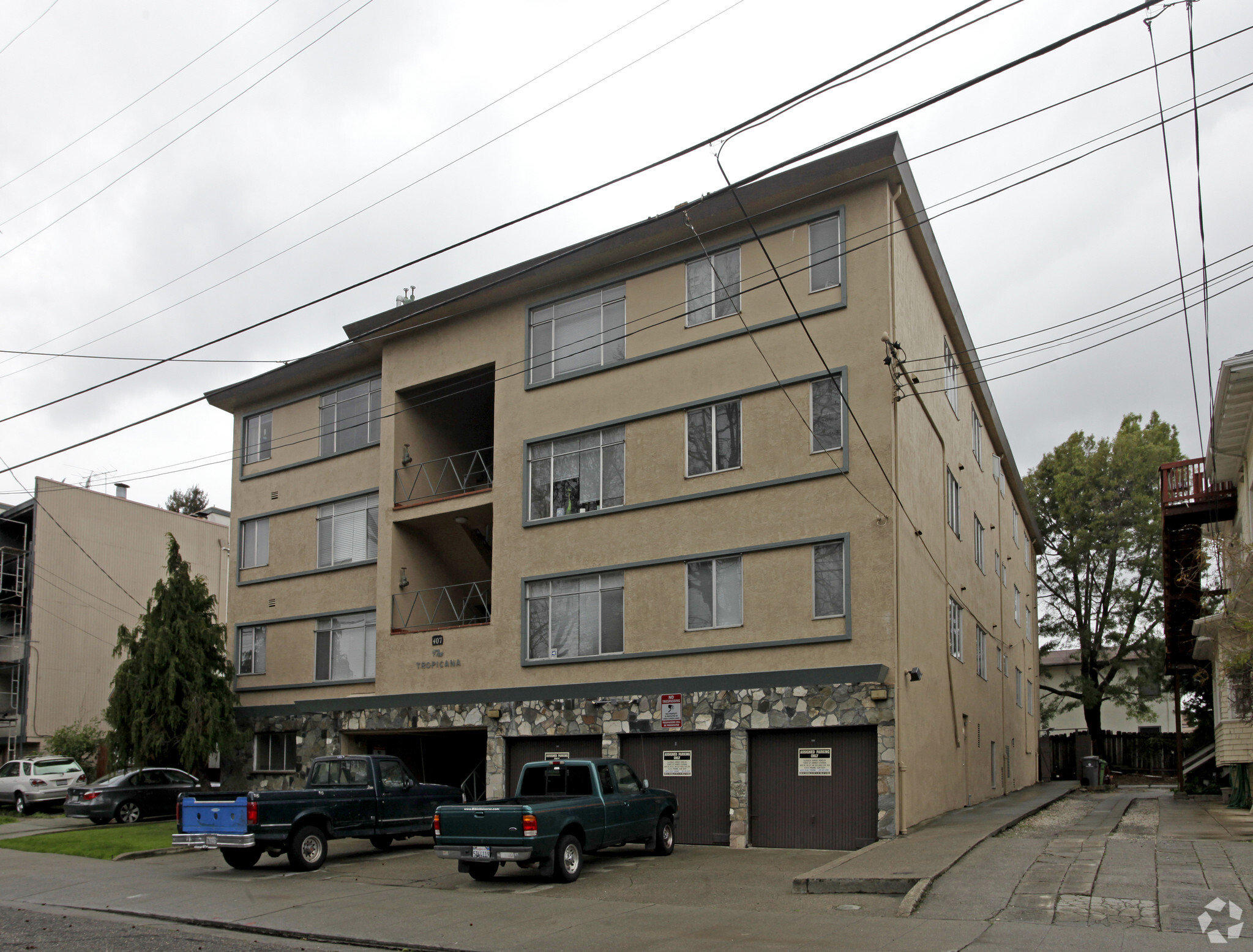 407 Vernon St, Oakland, CA for Sale