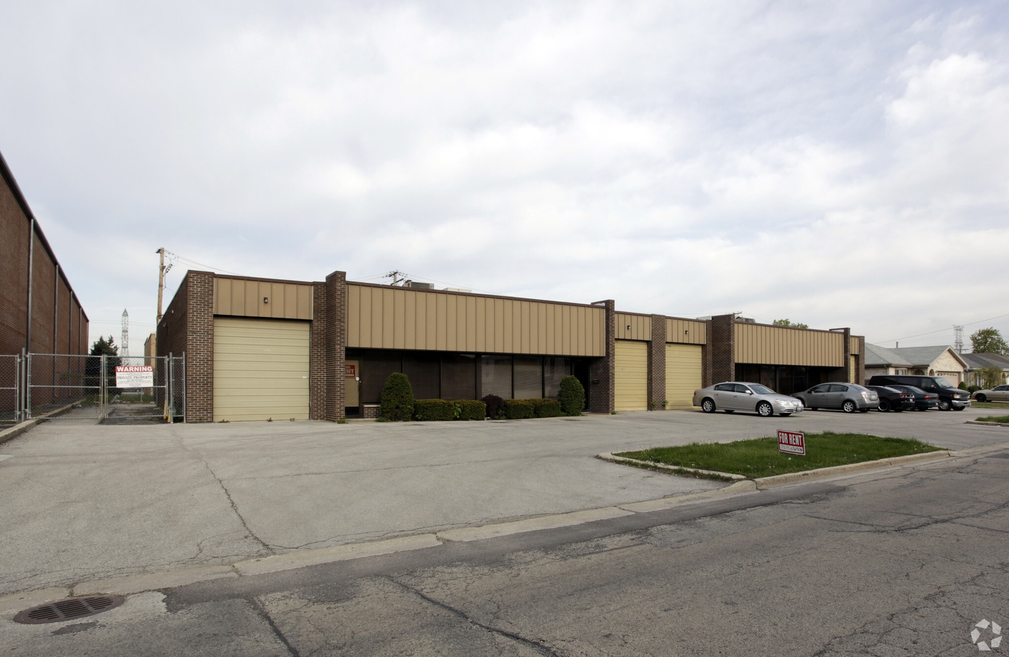 8526-8532 S Oketo Ave, Bridgeview, IL for Rent