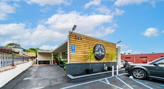 Newport Beach, CA Storefront Retail/Office - 204 Riverside Ave