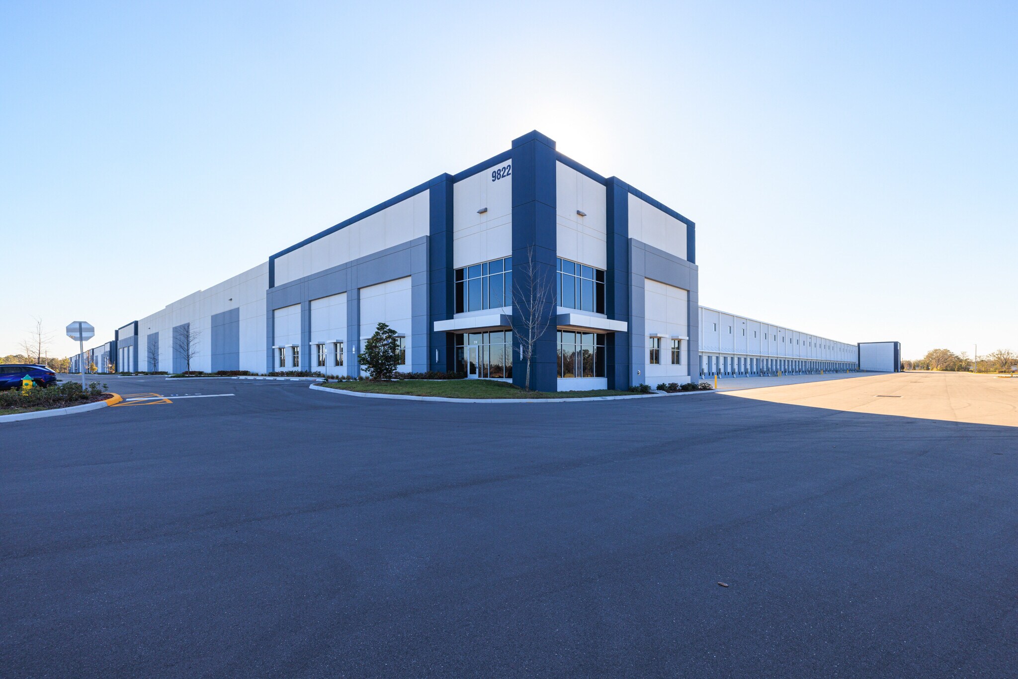 9876 Air Commerce Pky, Orlando, FL for Rent