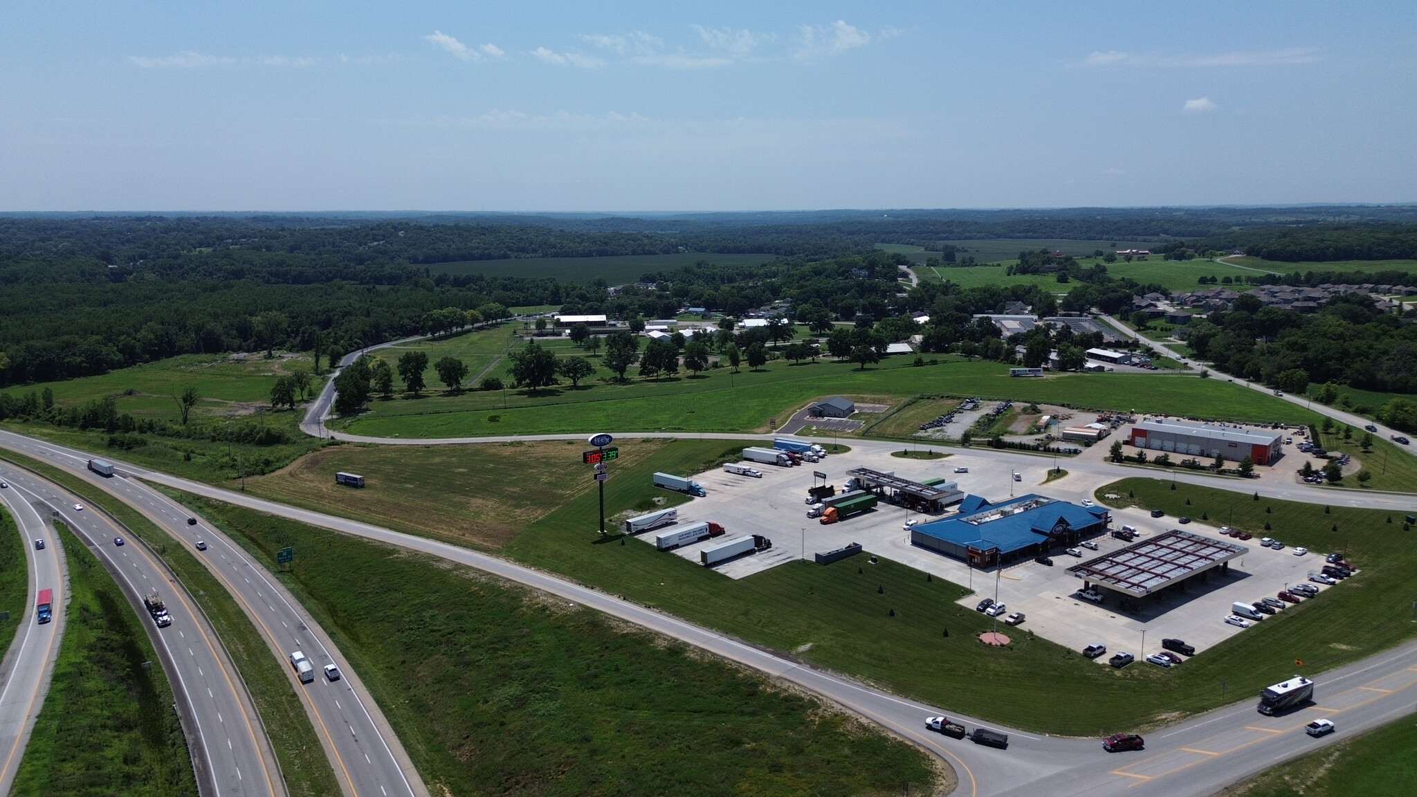 Hwy 371 & Tracy Dr, Tracy, MO for Sale