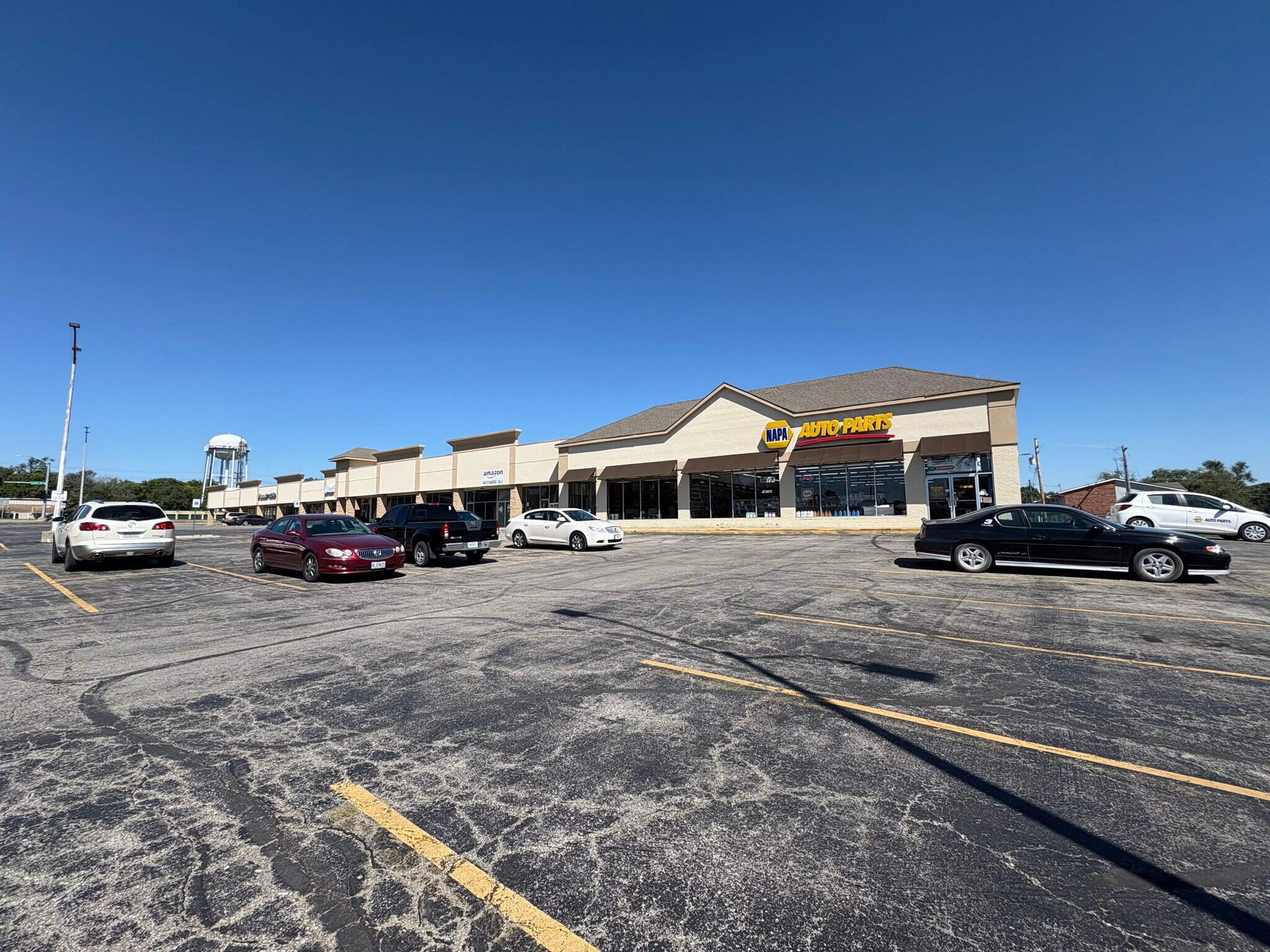 114-138 E North Ave, Belton, MO for Sale