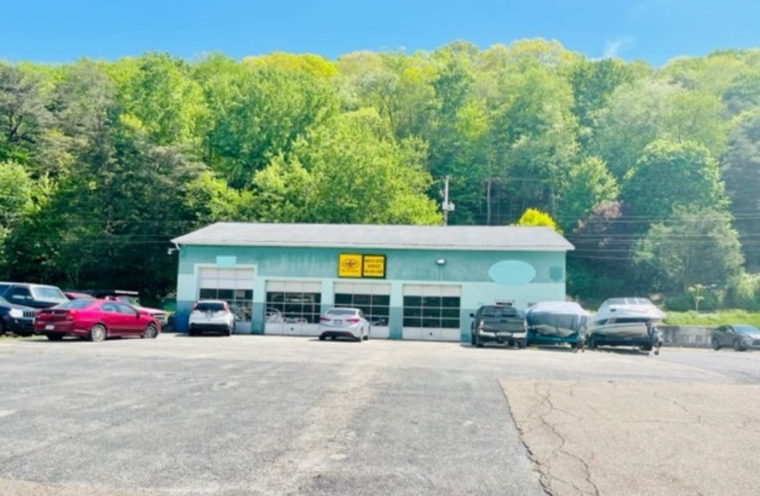 1120-1130 N Chester St, New Cumberland, WV for Sale