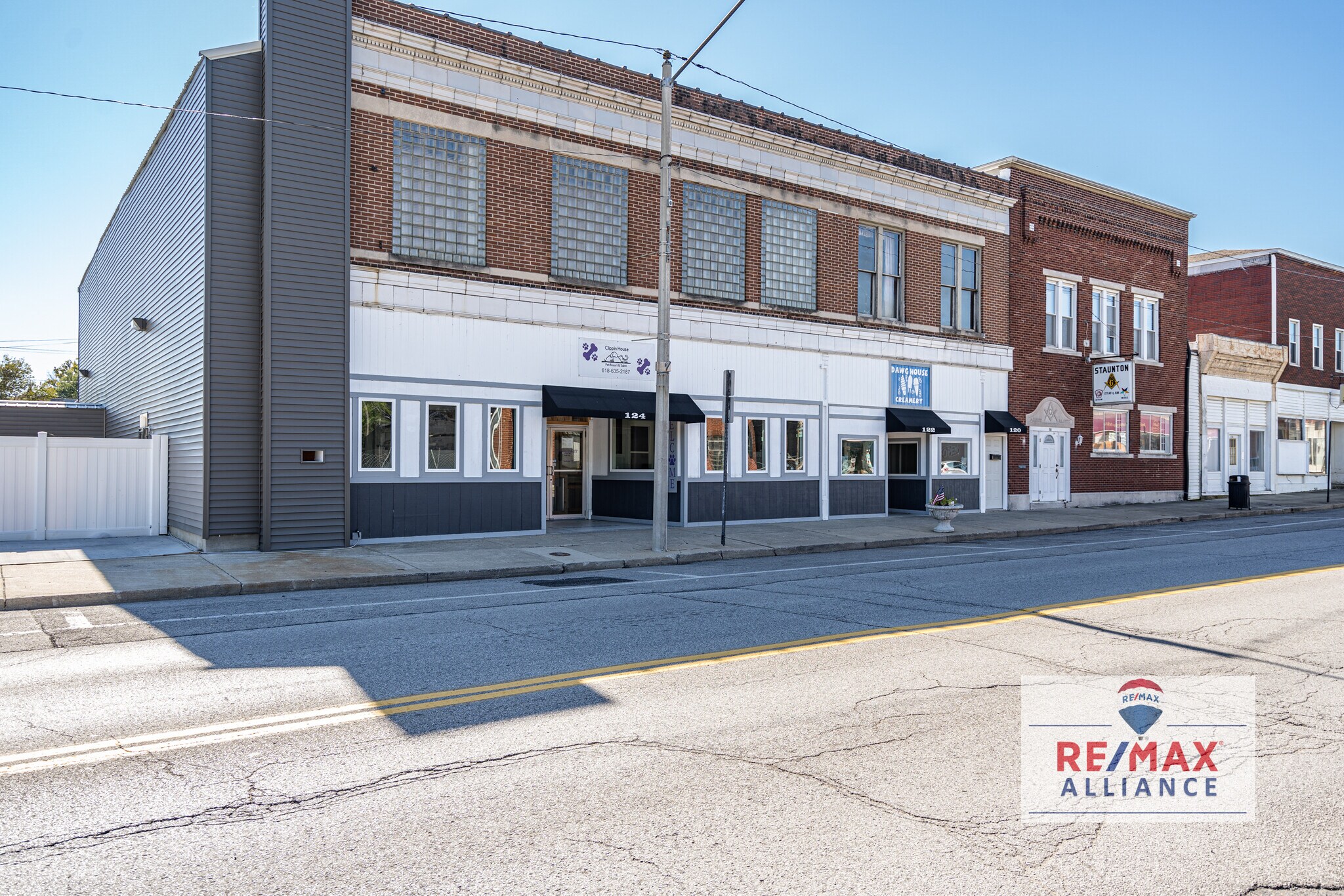 124 E Main St, Staunton, IL for Sale