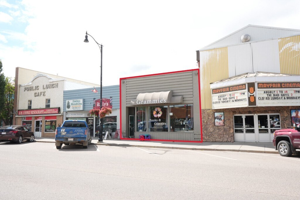4912 54 Av, Olds, AB for Sale