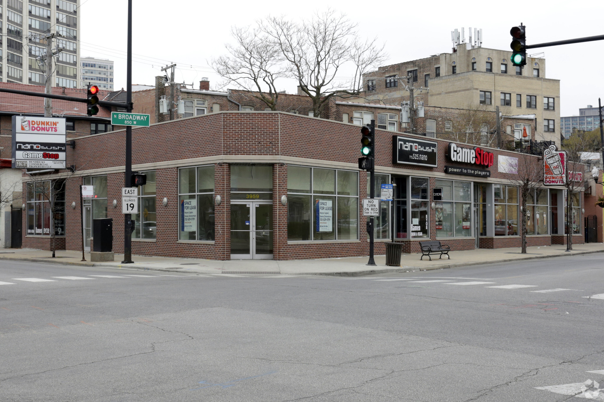 3949-3959 N Broadway St, Chicago, IL for Rent