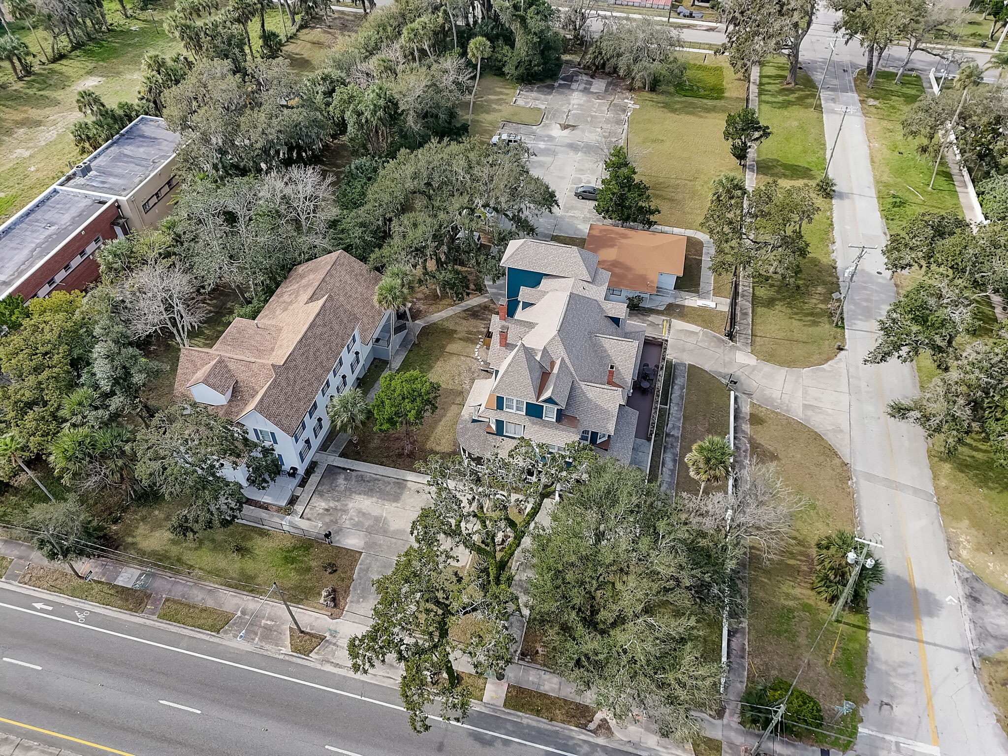 404 S Ridgewood Ave, Daytona Beach, FL for Sale