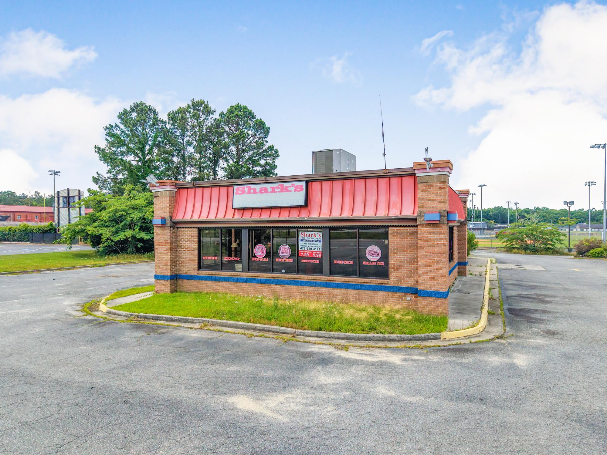 6121 Oak St, Eastman, GA for Sale